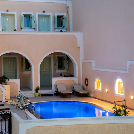 Villa Irini Studios Aparthotel 2*