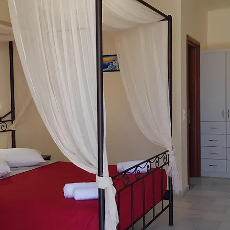 Villa Irini Studios Aparthotel