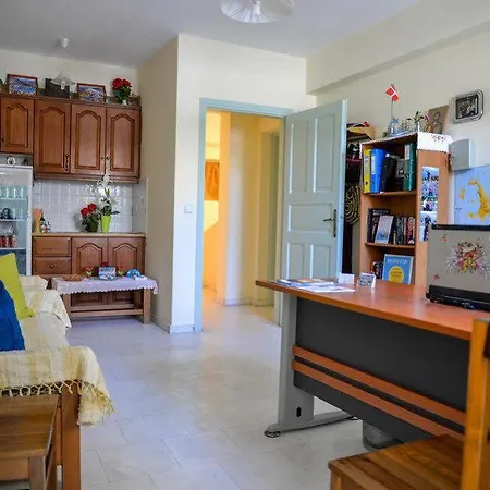 Villa Irini Studios 2*