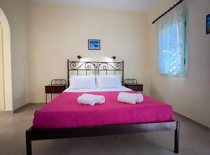 Irini Apart-hotel Kamári