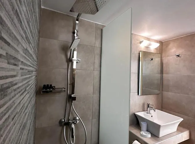 Irini Apart-hotel Kamári