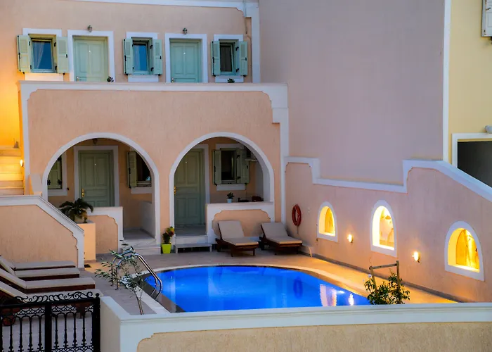 Irini Apart-hotel 2*