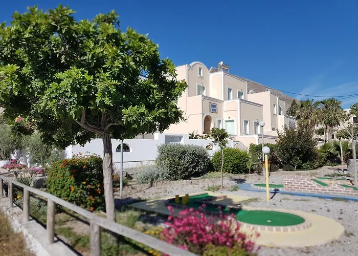 Irini Apart-hotel 2*