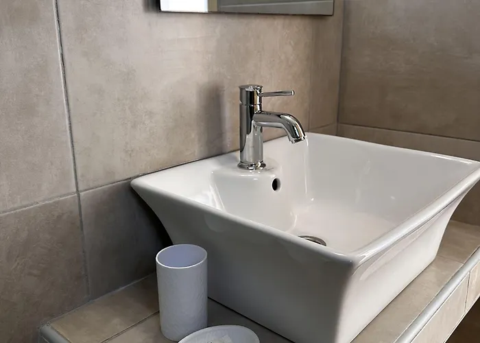 Irini Apart-hotel Kamári