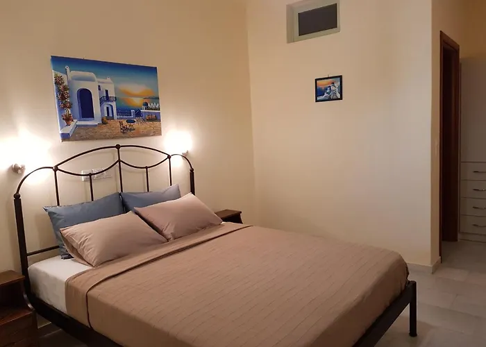 Irini Апарт-отель 2*